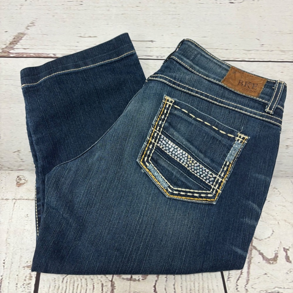 BKE Culture Womens Dark Wash Sequin Embellished Denim Capri Jeans 31 BWX3130